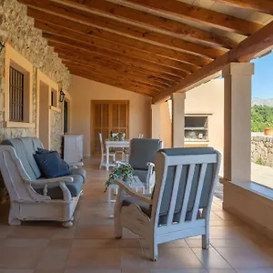  Ferienhaus Familia